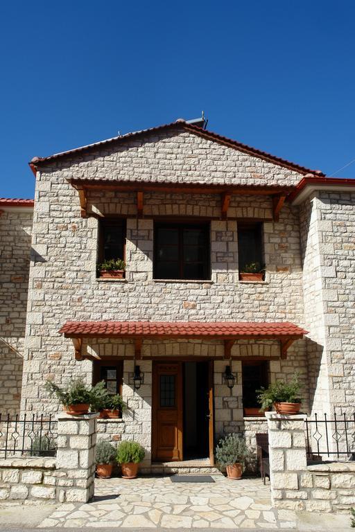 Levanta Mega Chorio Buitenkant foto